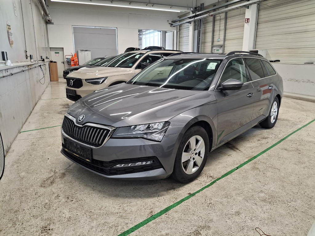 Skoda Superb 150 Ps Tdi Ambition 7-Gang Dsg Combi 110